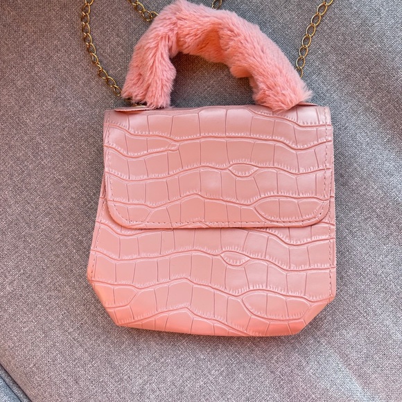 Croc Embossed Flap Satchel Bag - Picture 4 of 9